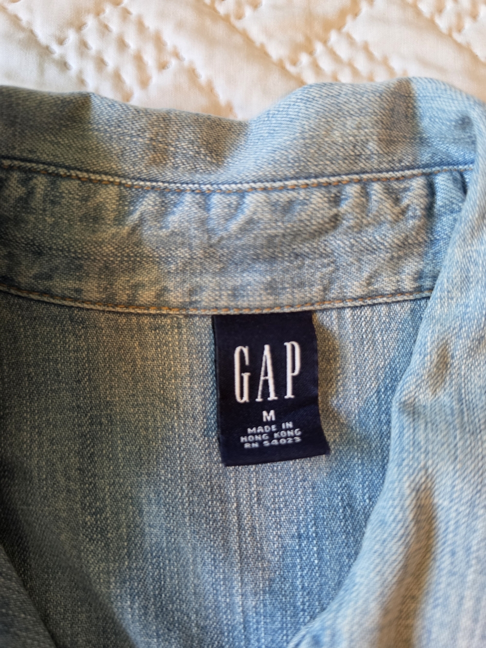 GAP Light Blue Denim Jacket with Pink Floral Embroidery - Picture 3 of 4